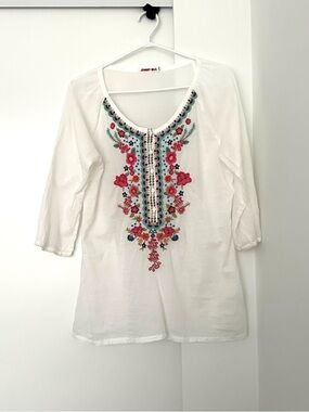 Johnny Was White Embroidered Floral Tunic with Multicolor Accents